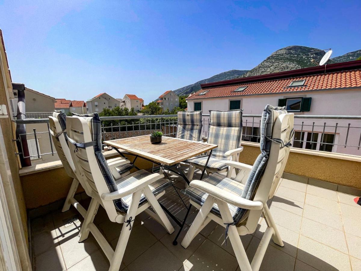 Perla Apartments Бол Экстерьер фото